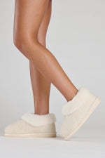 Load image into Gallery viewer, Lulabay ladies cosy mule slippers