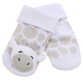 Baby socks white and grey with a 3D giraffe design.
