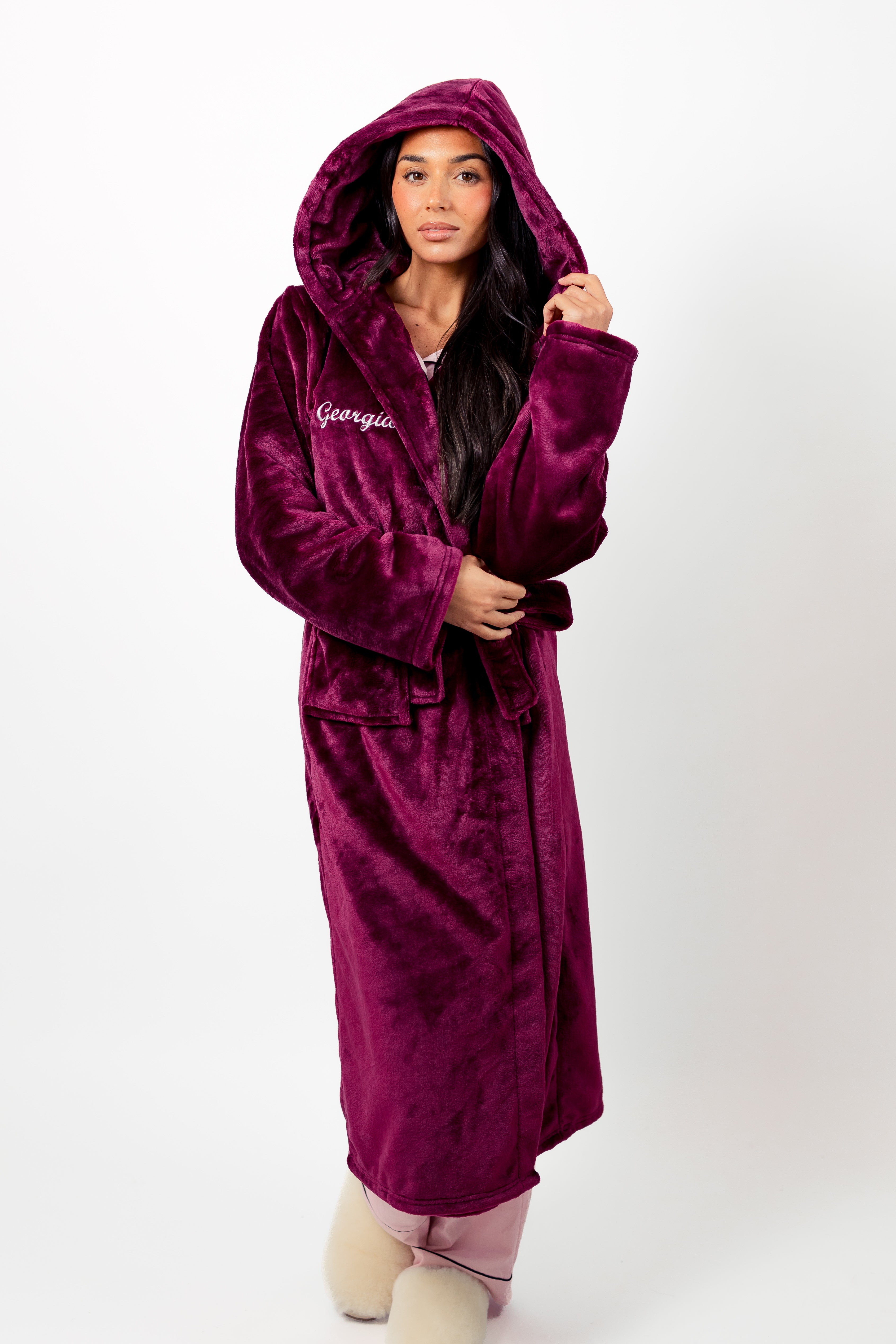 Boys plush maxi personalised dressing gown in a luxurious Burgundy colour. Made from super soft thick fabric, maxi length, large hood to the back and adjustable tie around the waist. Complete with a special touch of personalisation to the chest - this is embroidered especially for you. Making the perfect personalised gift for children. 