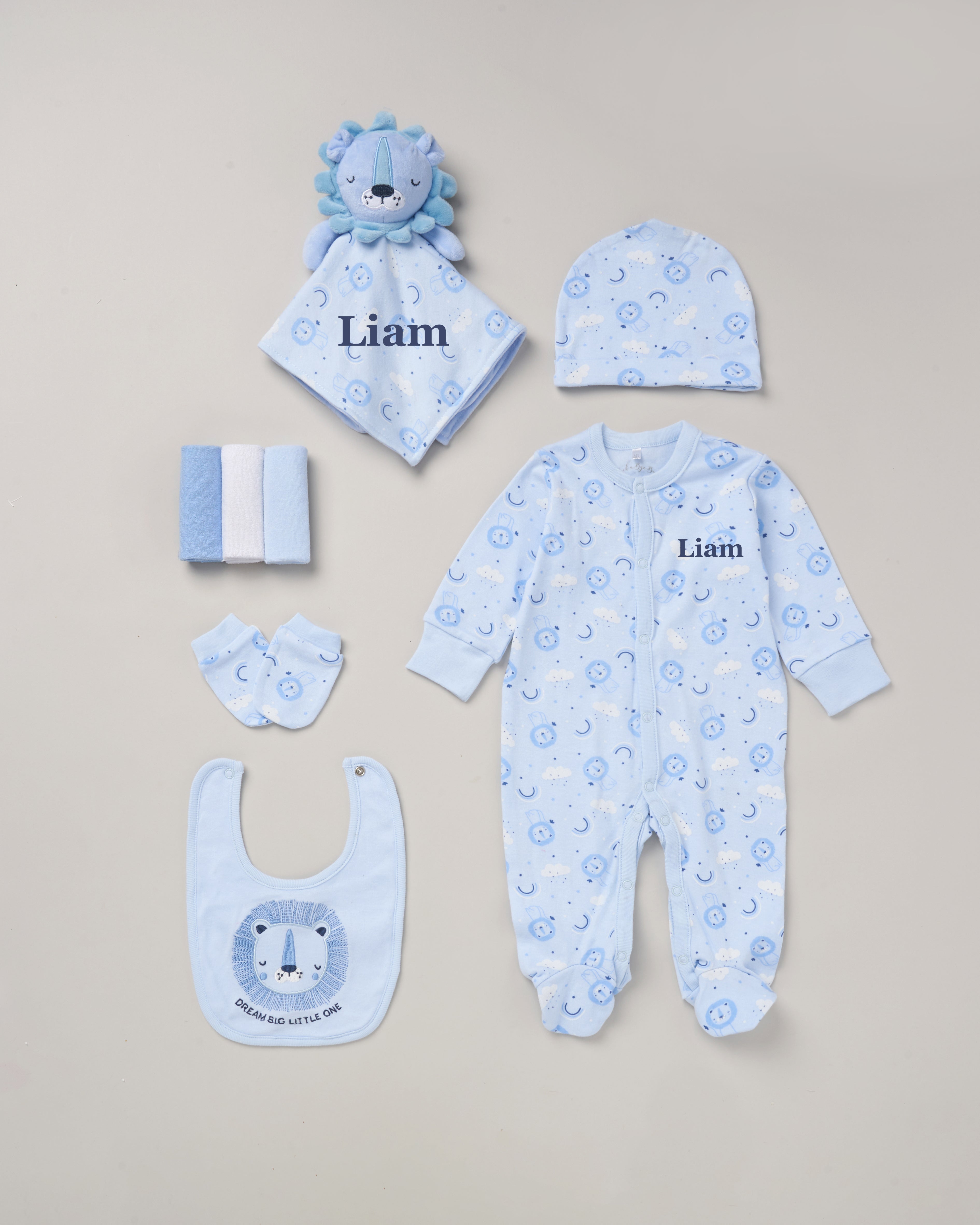 Baby boys lion print personalised 8 piece gift set