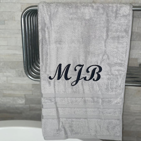 Mr and Mrs personalised towels | personalised wedding towel set | embroidered Egyptian cotton towels