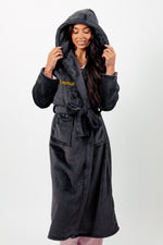 Load image into Gallery viewer, Personalised Mr &amp; Mrs two tone couples robes
