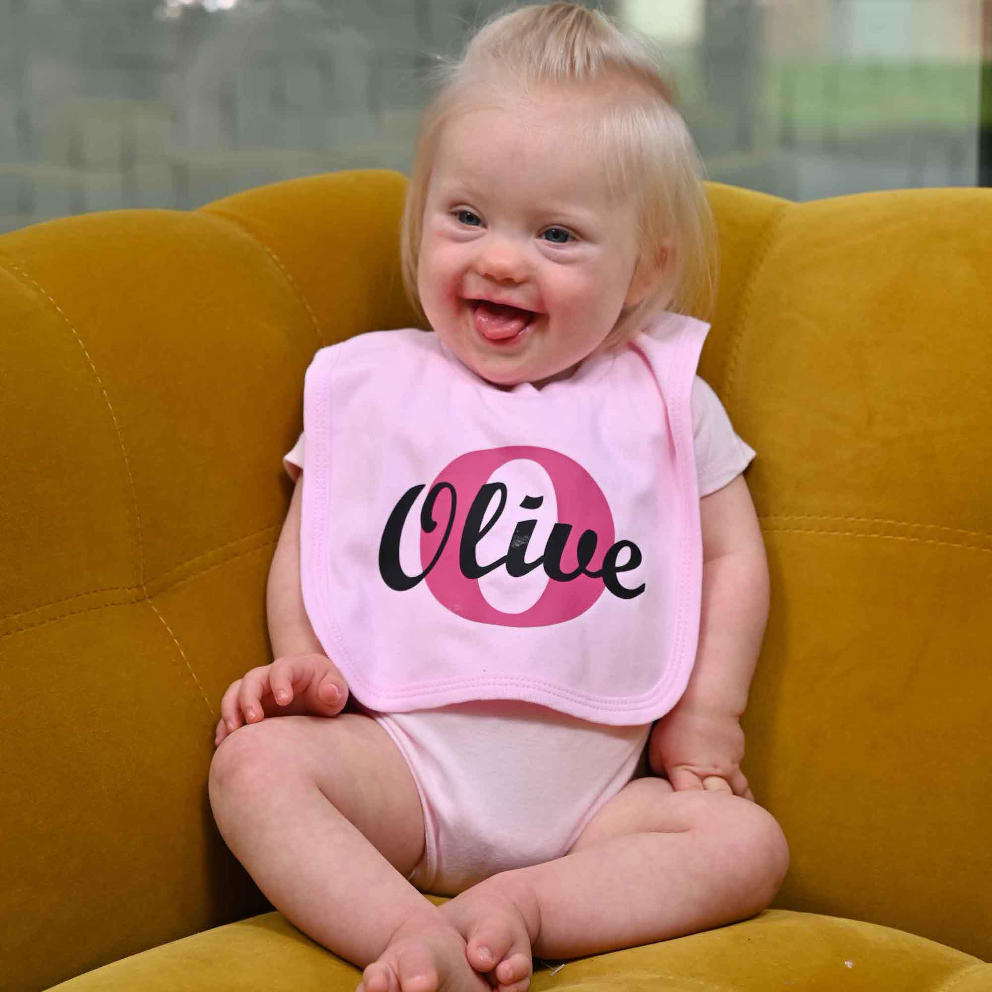 Babies personalised pop-on bibs