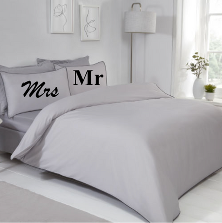 mr and mrs personalised bedding set | personalised contrast piped duvet set | personalised couples bedding | personalised pillowcase bedding set