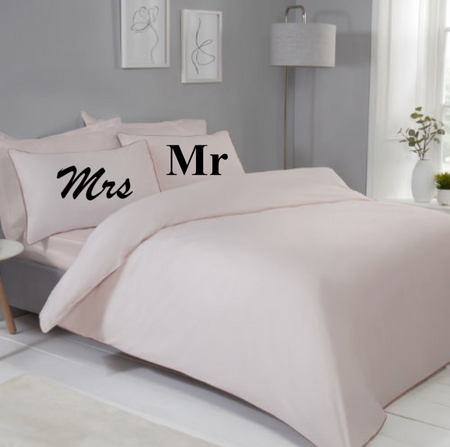 mr and mrs personalised bedding set | personalised contrast piped duvet set | personalised couples bedding | personalised pillowcase bedding set